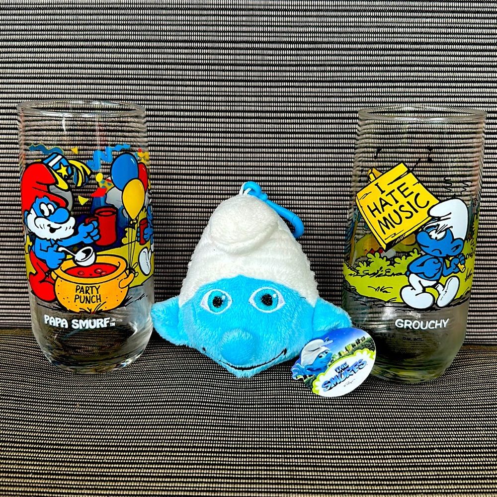 Vintage Smurf glasses and 1 Plush